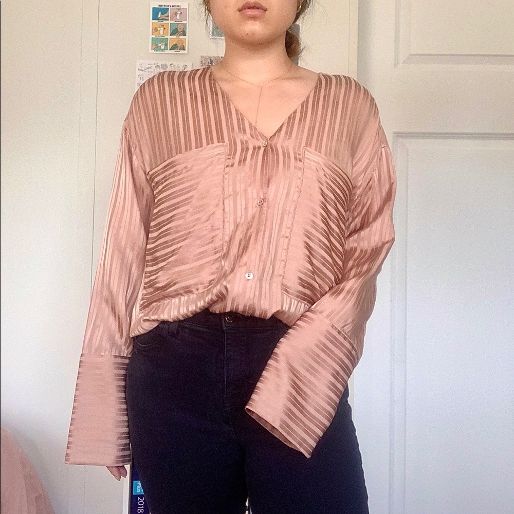 Aritzia Wilfred Satin Blouse